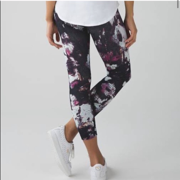 lululemon athletica Pants - LULULEMON leggings